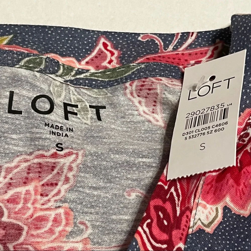 Loft Womens Size Small Blue Pink Floral Short Sleeve Cotton‎ Crewneck Shirt NEW